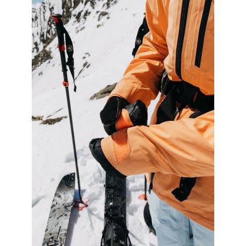 Geaca Snowboard Dama Burton AK GORE-TEX 2L Upshift - Salmon Buff