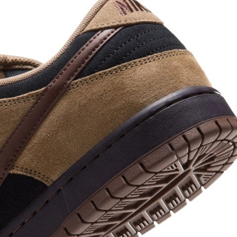 Sneakers Nike Dunk Low PRO - Filbert/Black/Burgundy/Chocolate